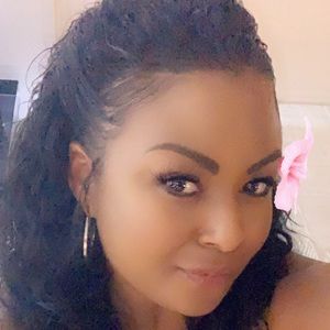 Meet your Posher, Casee